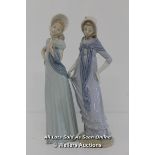 TWO LLADRO NAO FIGURINES, TALLEST 32CM HIGH