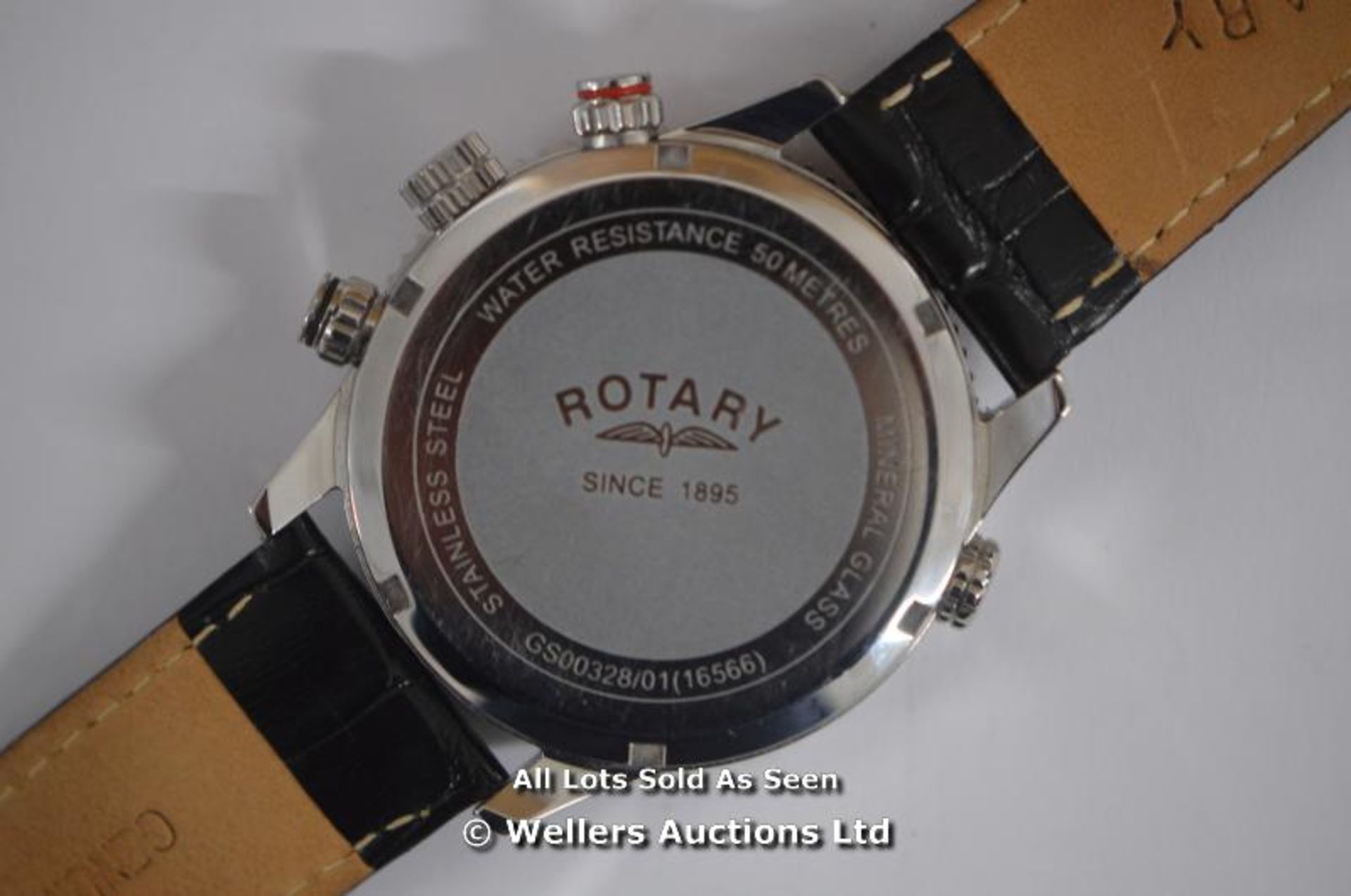 *GENTS ROTARY STEEL CHRONOGRAPH ,SILVER BATTON DIAL WITH DATE,QUARTZ MOVEMENT, BLACK LEATHER PIN - Image 4 of 5