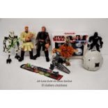 ASSORTED STAR WARS MERCHANDISE INCLUDING TRAINING BALL, GOLF BALL SET, 3 X FIGURES AND TOOTHBRUSH