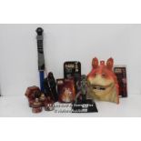 STAR WARS - EPISODE 1 ASSORTED MERCHANDISE INCLUDING JAR JAR BINKS MASK AND TOOTHBRUSH, DARTH MAUL