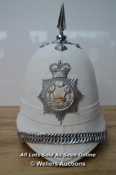 *VINTAGE BRITISH POLICE PARADE HELMET WITH BADGE - SURREY CONSTABULARY WITH WELSH EMBLEM [LQD214] - Image 2 of 4