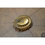 *15CT GOLD PEARL VICTORIAN MOURNING BROOCH CHESTER HALLMARK 6.8G [LQD215]