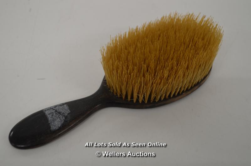 *ANTIQUE VINTAGE WOODEN HAIRBRUSH WITH WHITE METAL MONOGRAM [LQD214] - Image 2 of 3