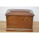 *MAHOGANY MONEY BOX / 12CM HIGH [LQD215]