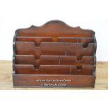 *WOODEN MAHOGANY LETTER RACK STATIONARY STORAGE DESKTOP DISPLAY ORGANISER [LQD215]