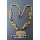 *HORN NECKLACE DEPICTING ELEPHANTS [LQD215]