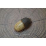 *OPENING ACORN CHARM PENDANT THREADED BRASS BONE SCREW [LQD215]