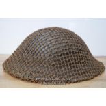 *WW2 1940 BRITISH ARMY BRODIE HELMET WITH NETTING COVER [LQD214]