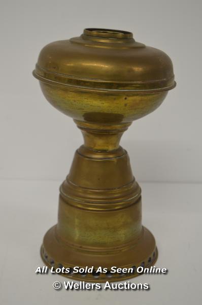 *ANTIQUE OLD RARE BRASS HITCHCOCK WANZA KEROSENE WIND UP LAMP LANTERN / BASE ONLY [LQD214]