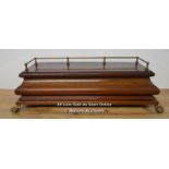 *SOLID MAHOGANY BOX BOMBE SHAPED DISPLAY STAND BRASS RAIL & LION / 47.5 X 14.5 X 16CM [LQD215]