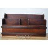 *STYLE MAHOGANY LETTER RACK [LQD215]