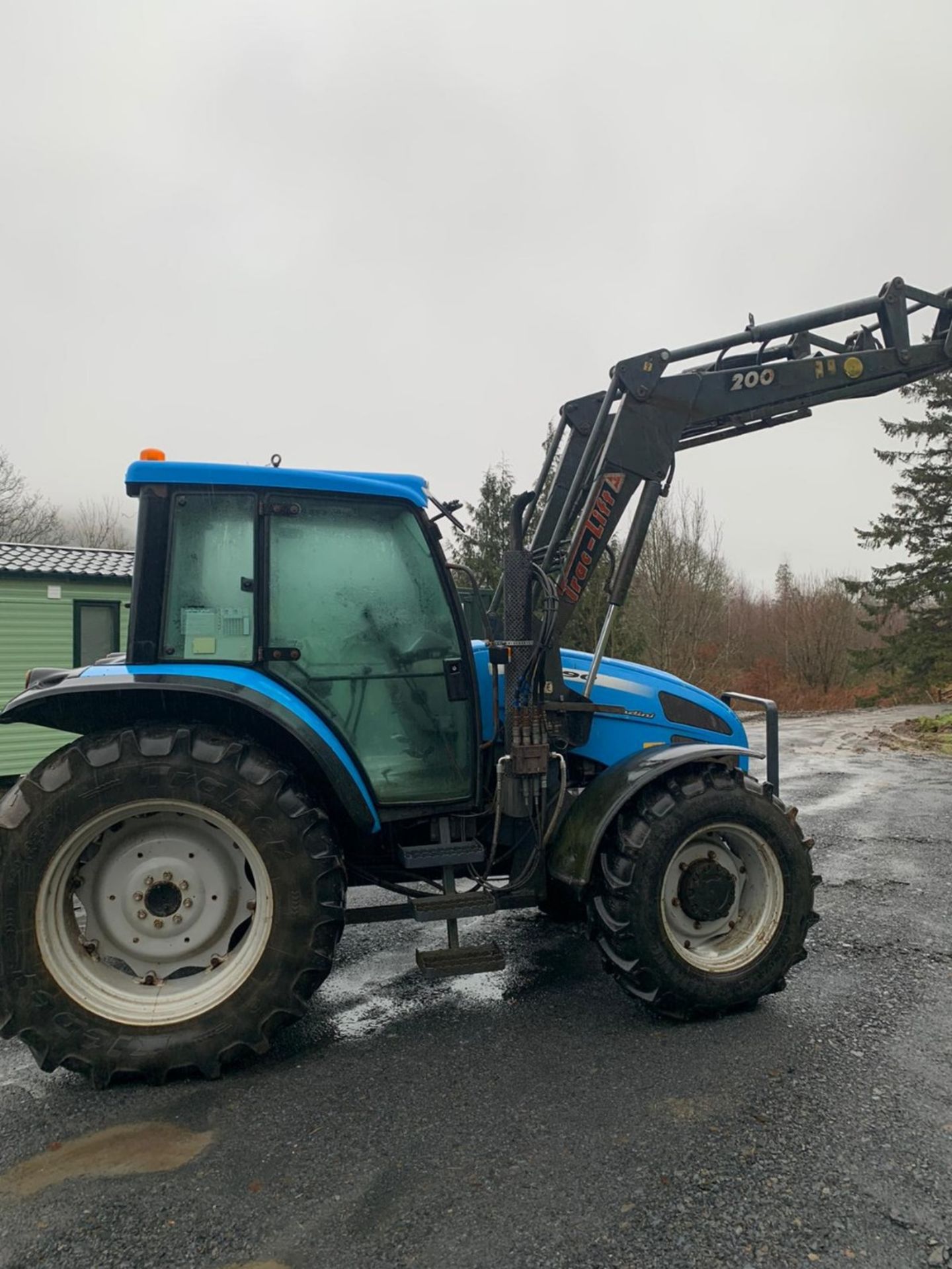 2000 LANDINI GHIBLI TRACTOR WITH LOADER . 5400 HOURS - Image 4 of 10