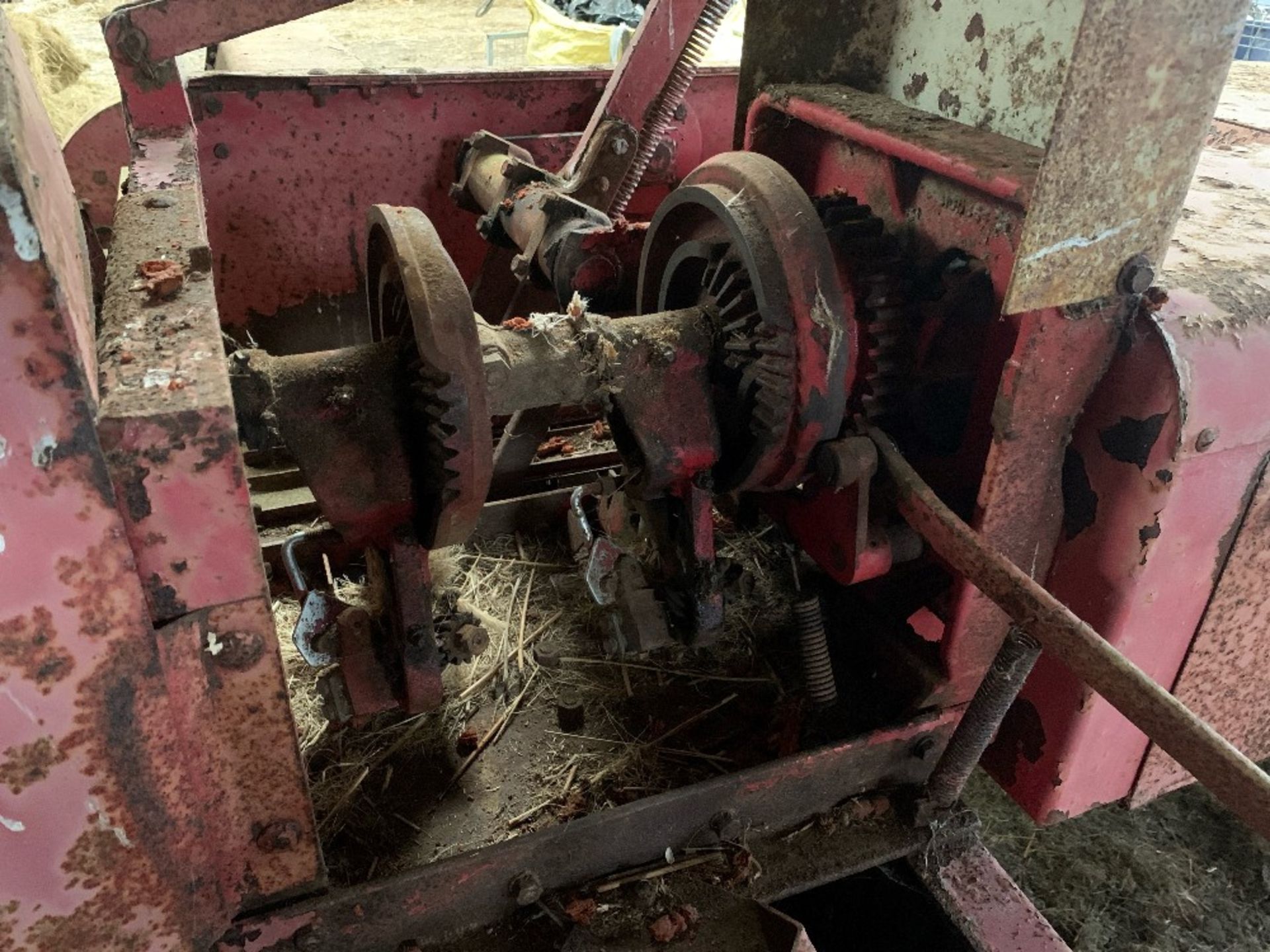 INT B47 BALER - Image 2 of 4