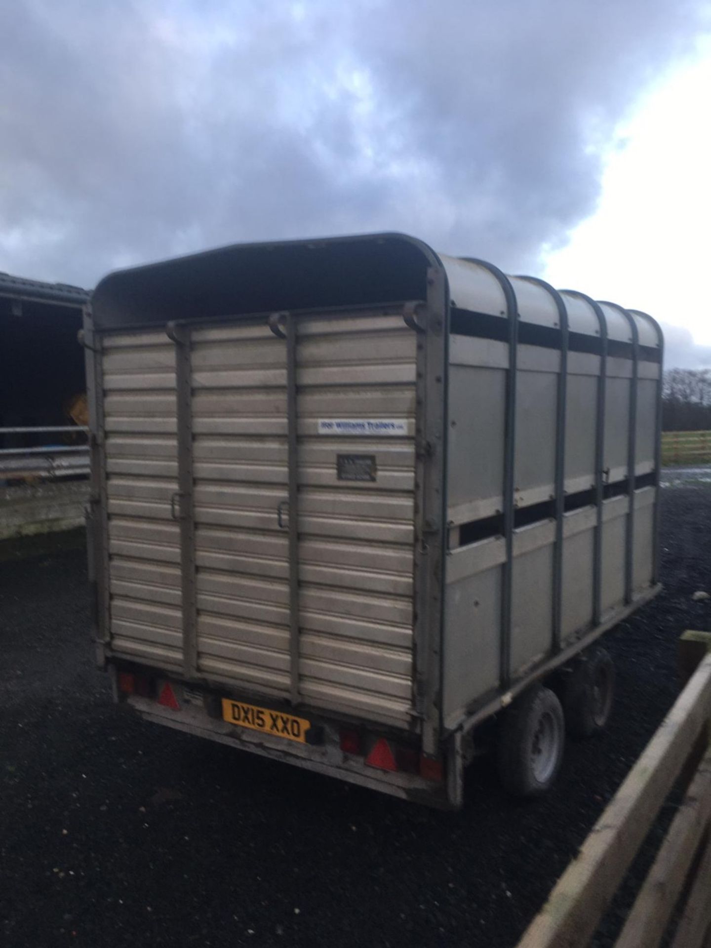 STOCK TRAILER - Image 3 of 6