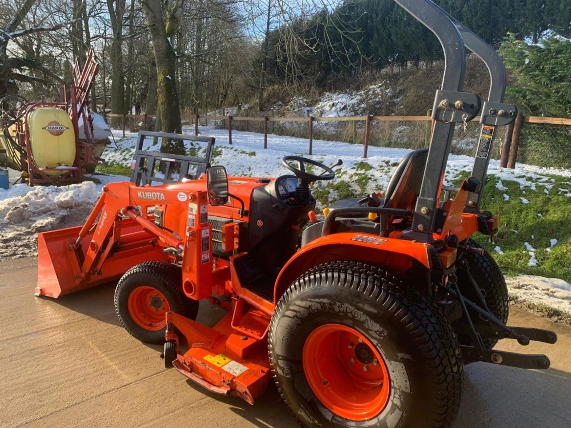 2009 KUBOTA 30/30 COMPACT TRACTOR - Image 4 of 5