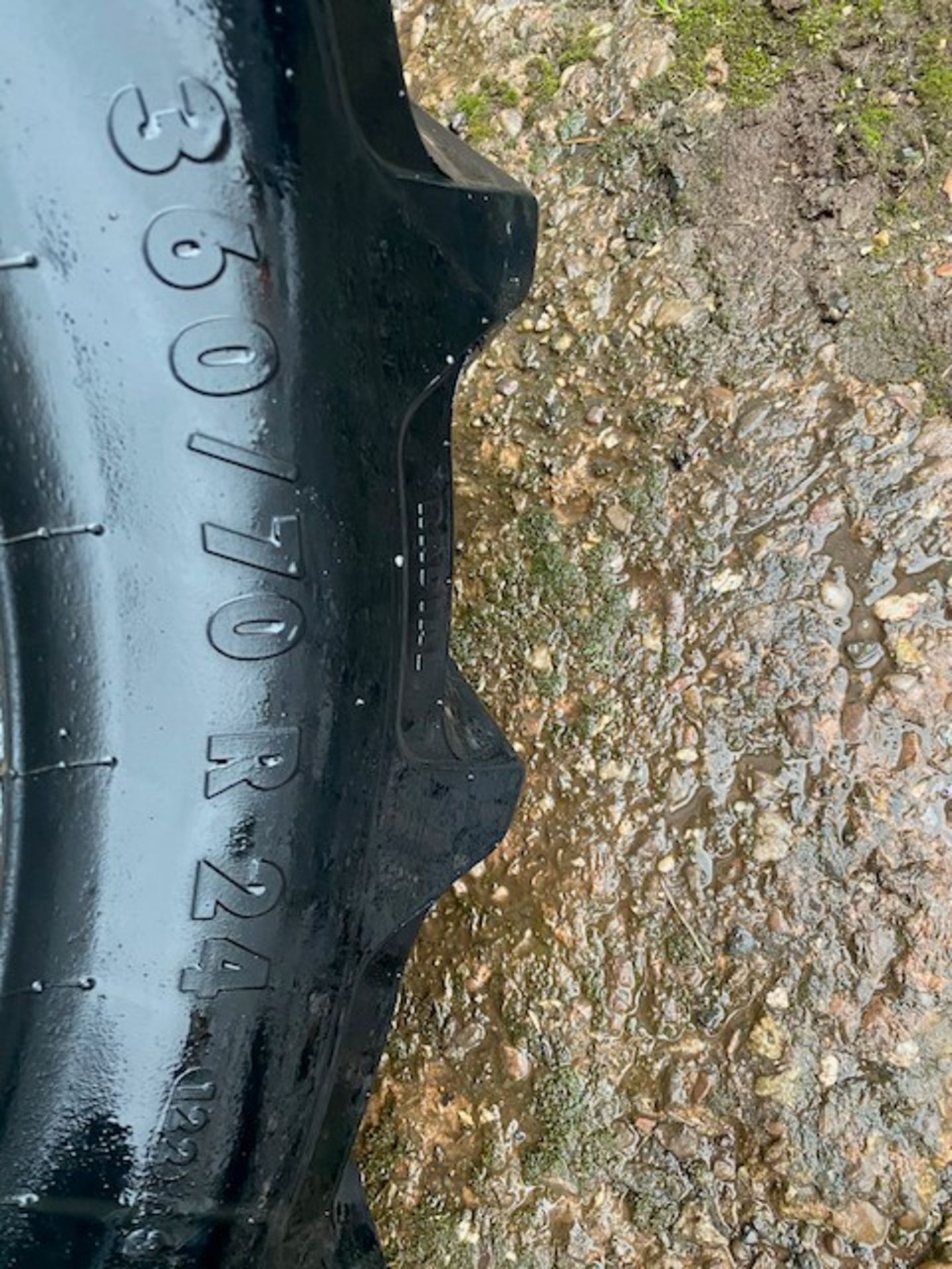 Continental 360/70 R24 Tyre, Good Tread - Image 5 of 5