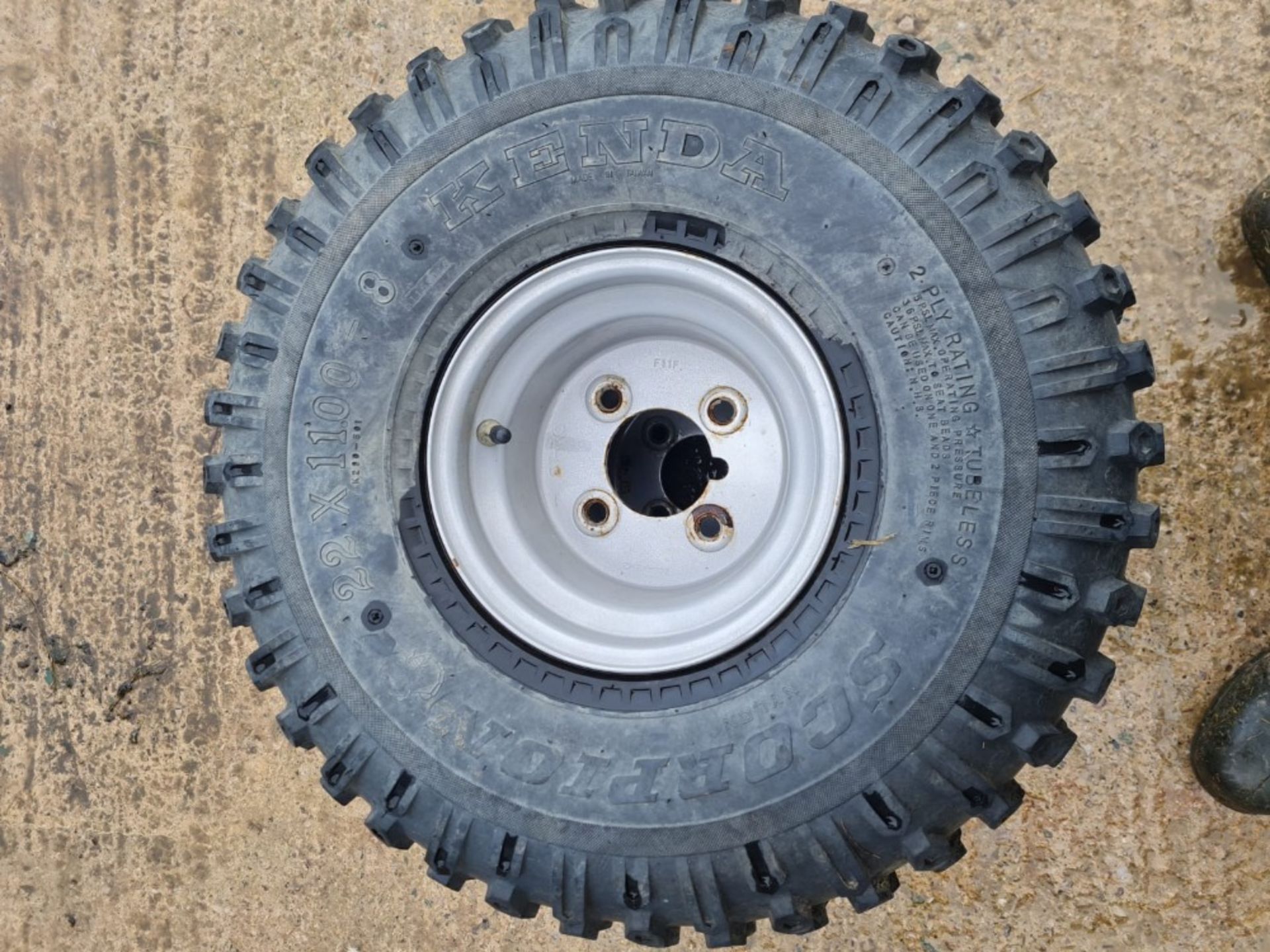 2x 22-11/8 TRAILER WHEELS