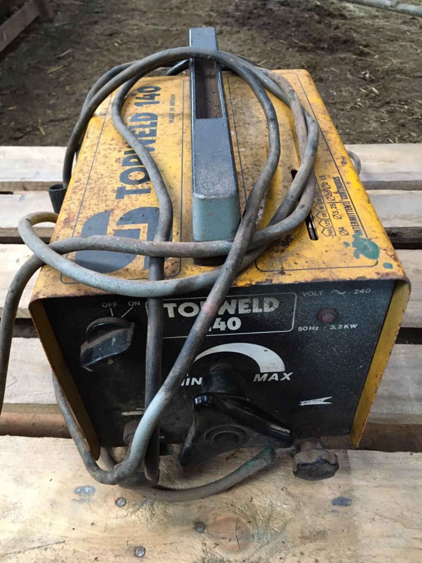 TOPWELD 140 ARC WELDER