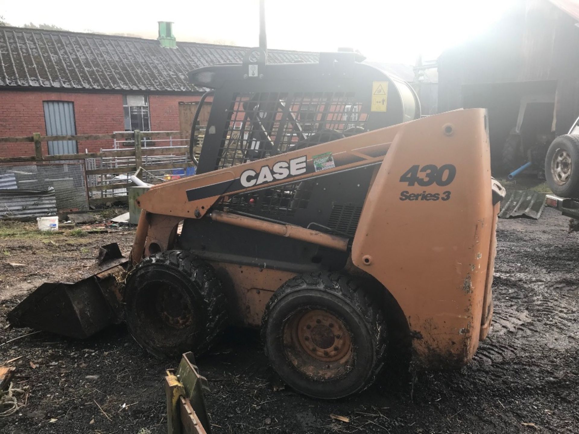 2010 CASE 430 SERIES 3 SKID STEER LOADER - Image 3 of 3