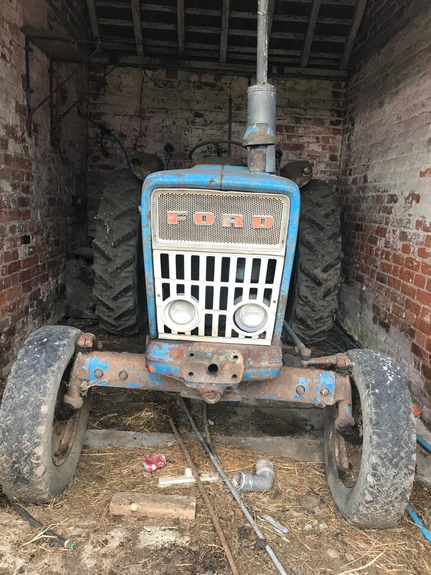 FORD 4000 TRACTOR - SOLD AS SEEN