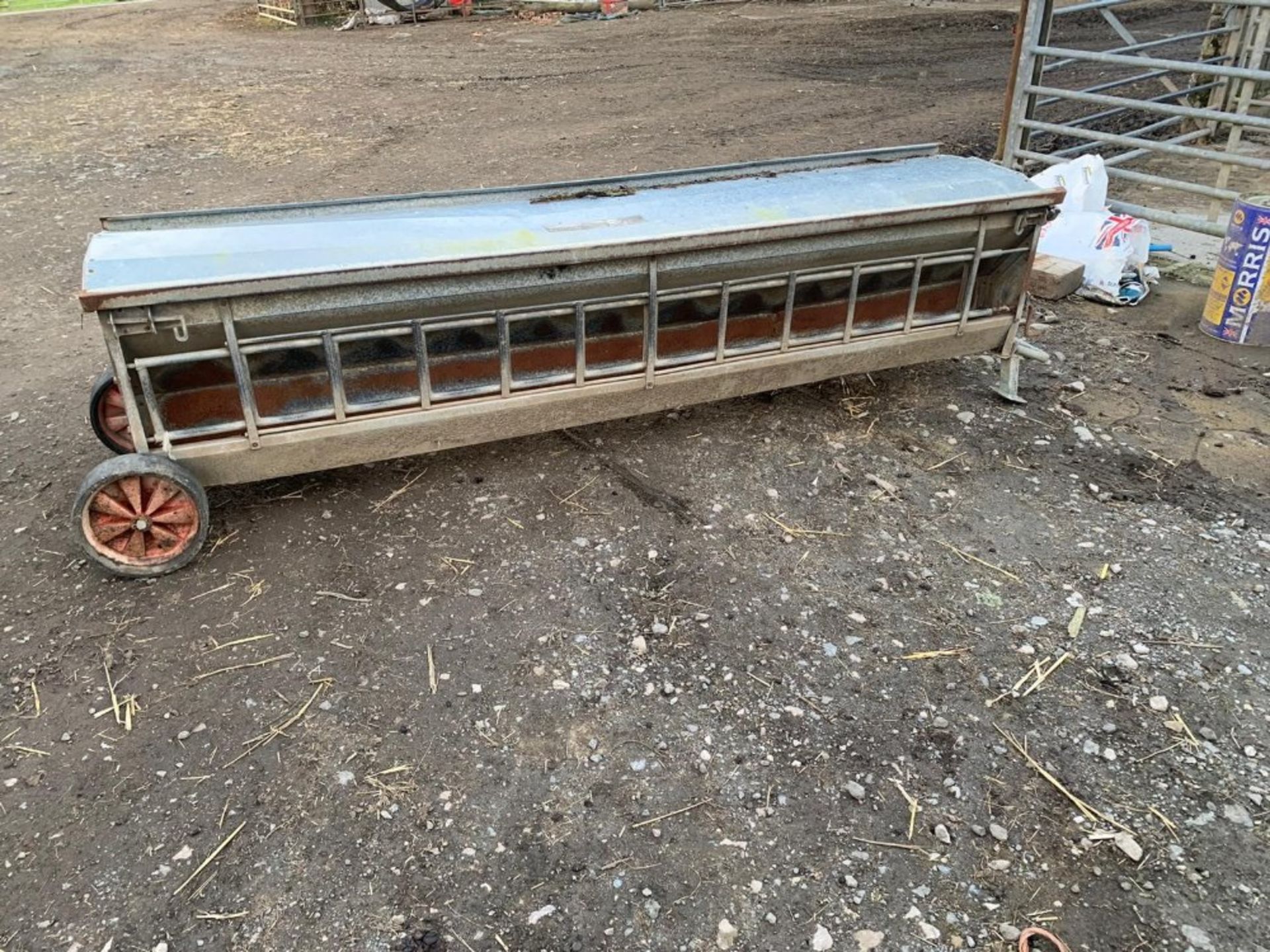 8ft double sided creep feeder