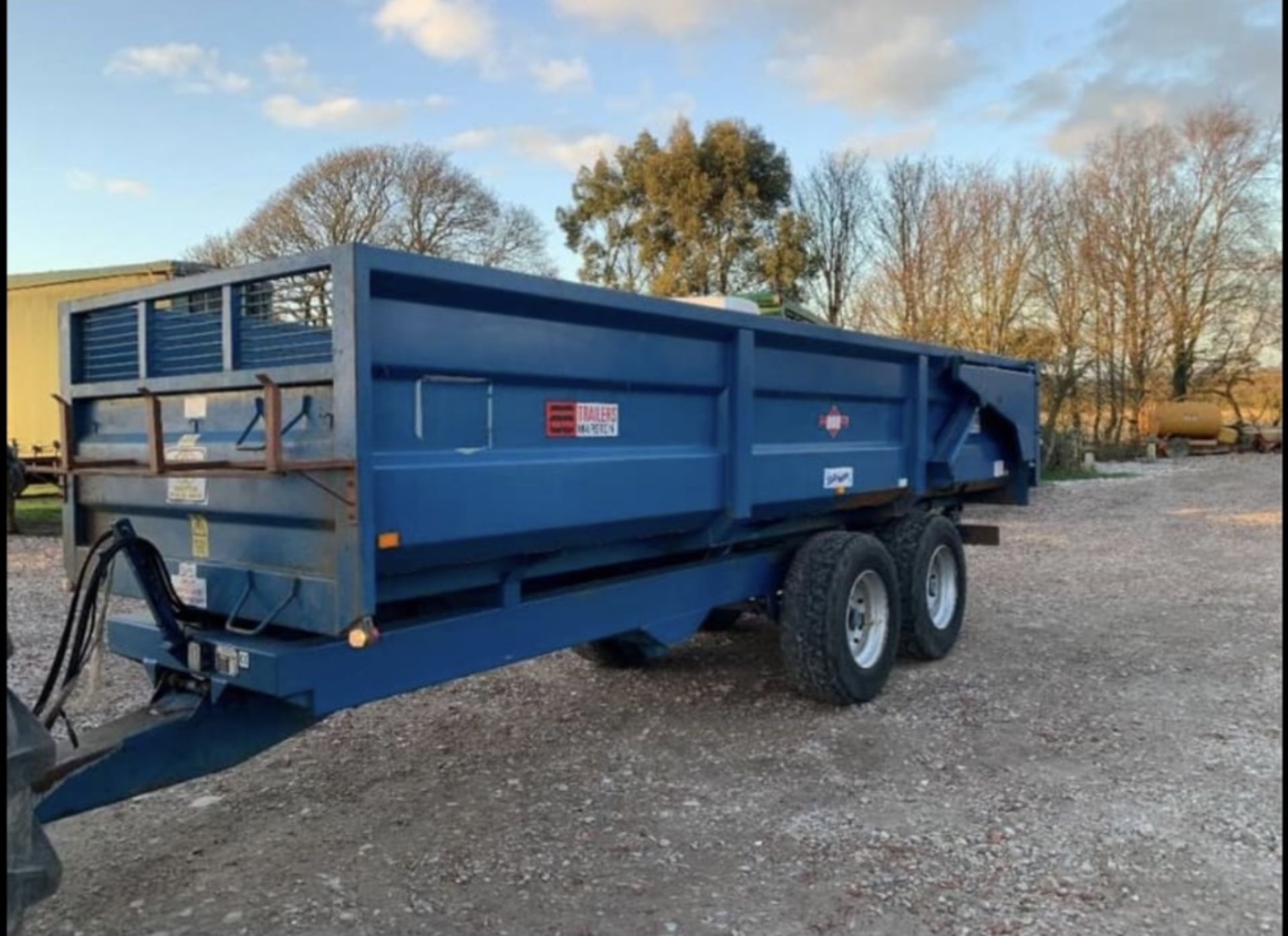 AS 12 TON ROOT STYLE TRAILER