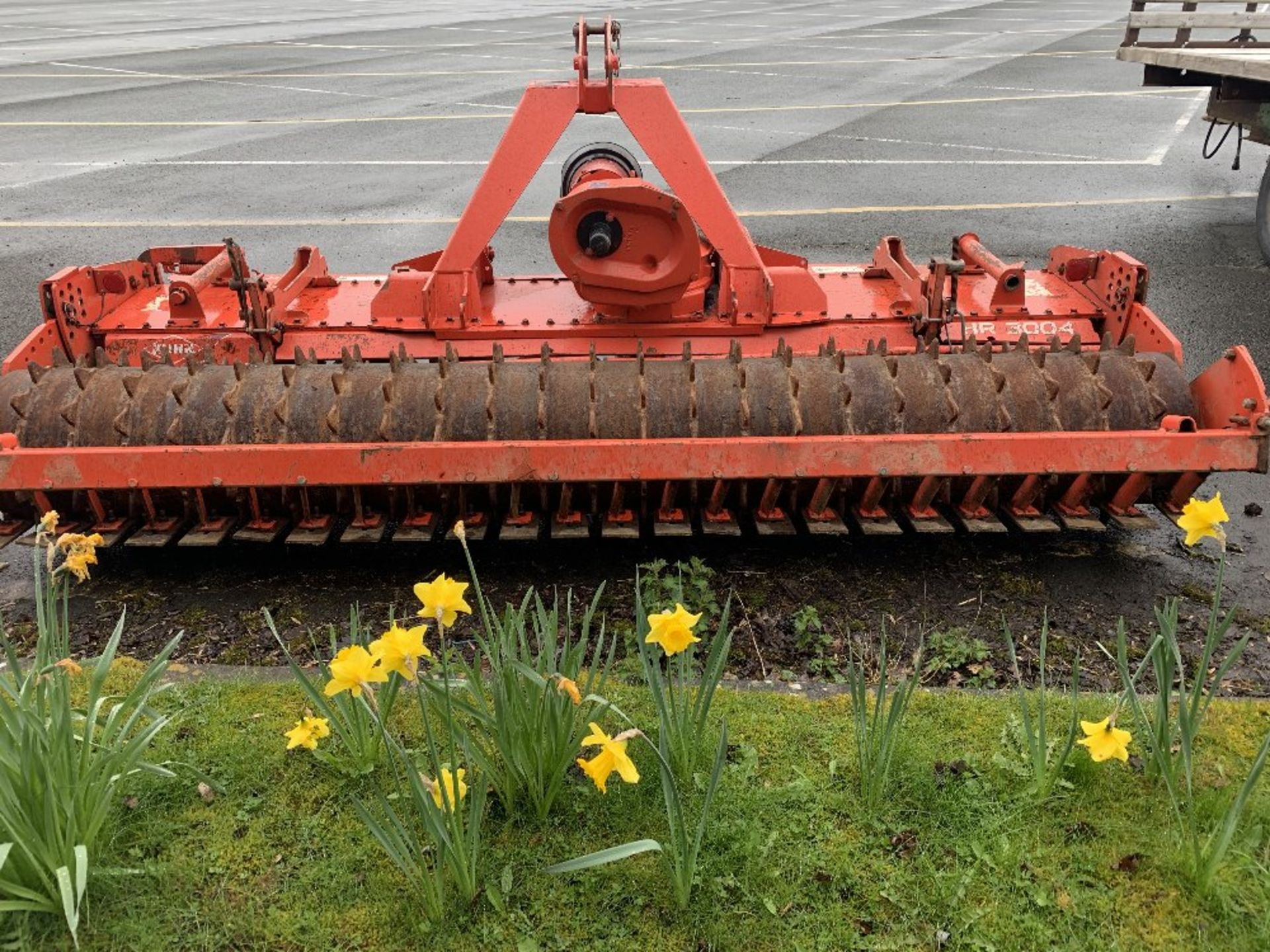 KUHN 3004 POWER HARROW - Image 2 of 3