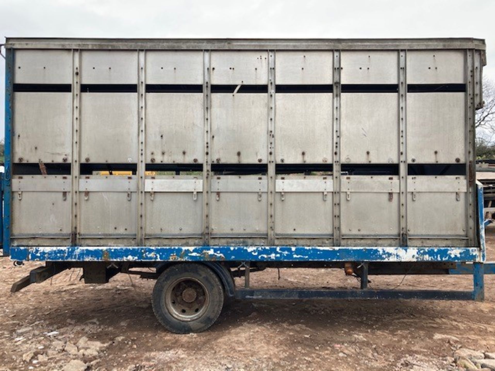16ft Alloy Tractor Drawn Cattle Trailer - Image 3 of 7