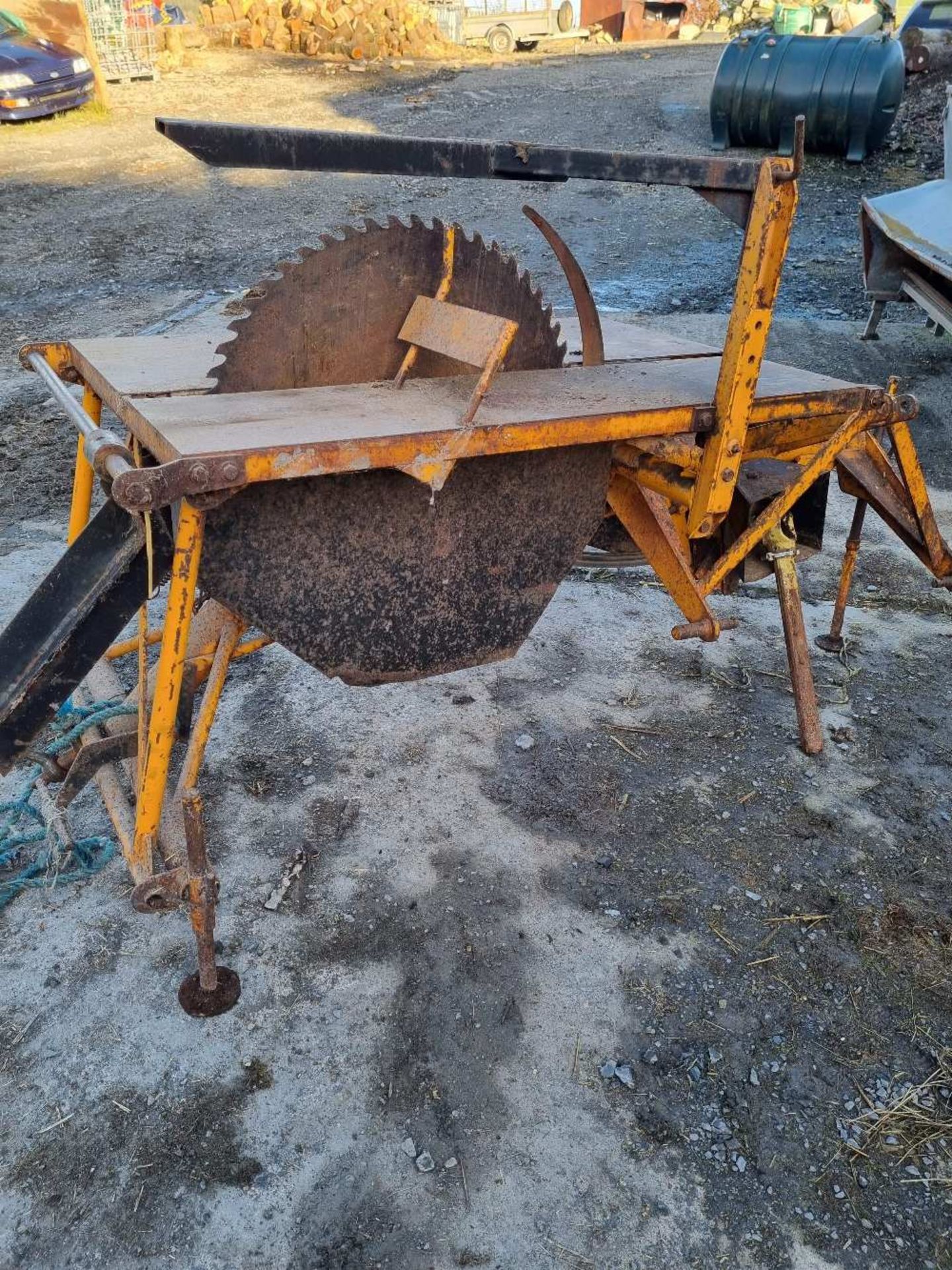 MCCONNEL SAW BENCH