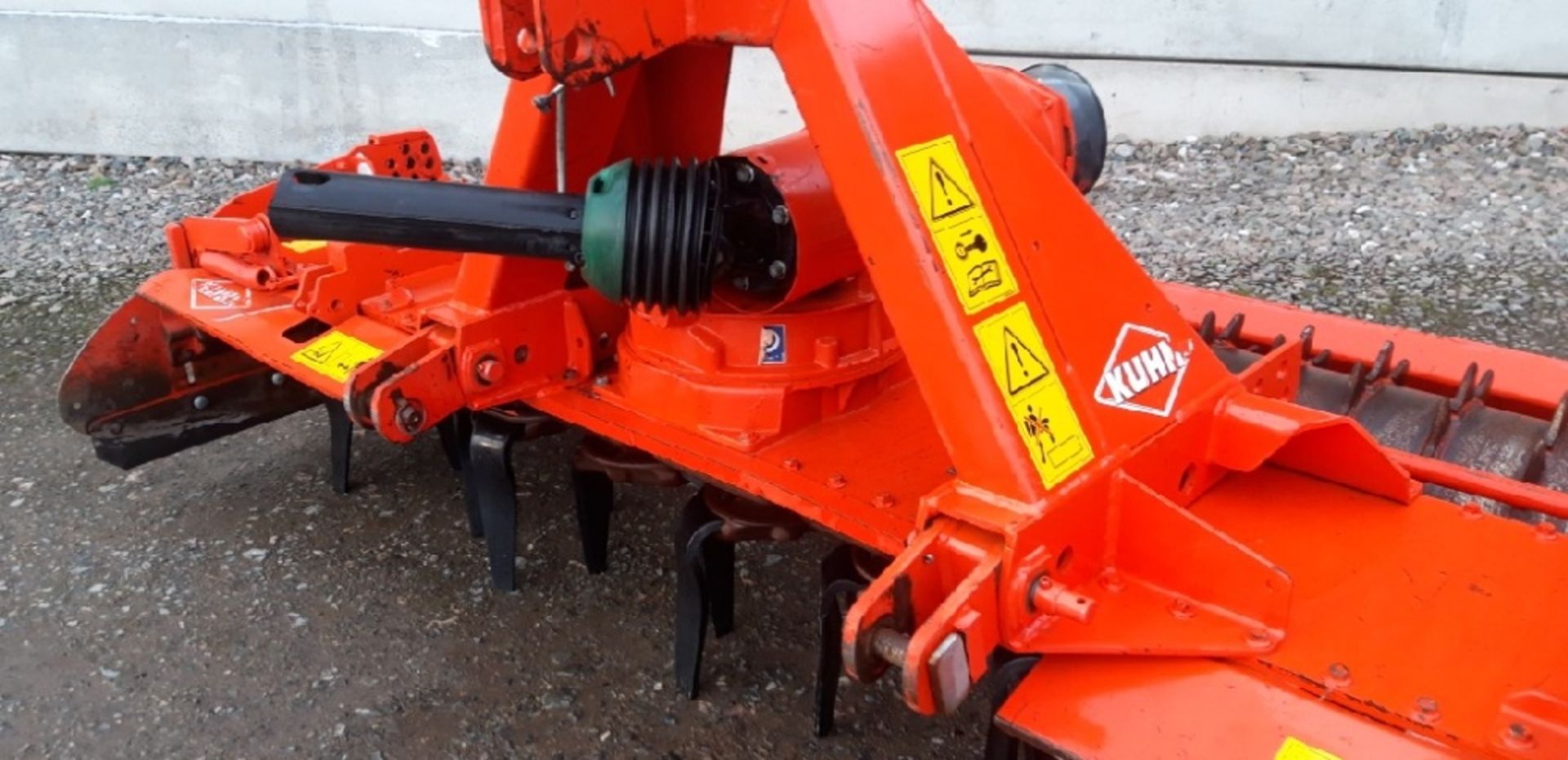 KUHN HR 3004 POWER HARROW - Image 14 of 15