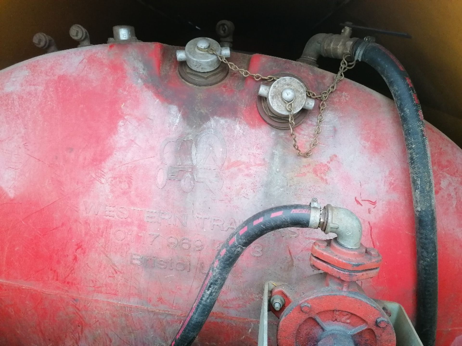 WESTERN BUNDED DIESEL TANK - HAND PUMP - Image 3 of 3