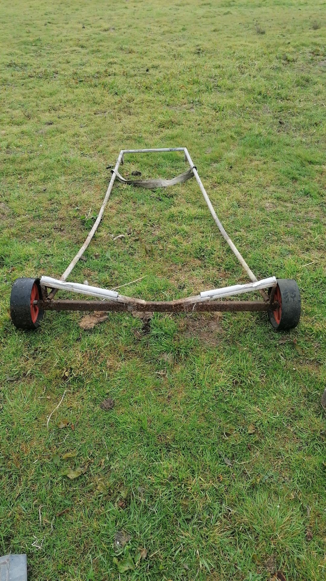 BOAT LAUNCHING TROLLEY - Image 2 of 2