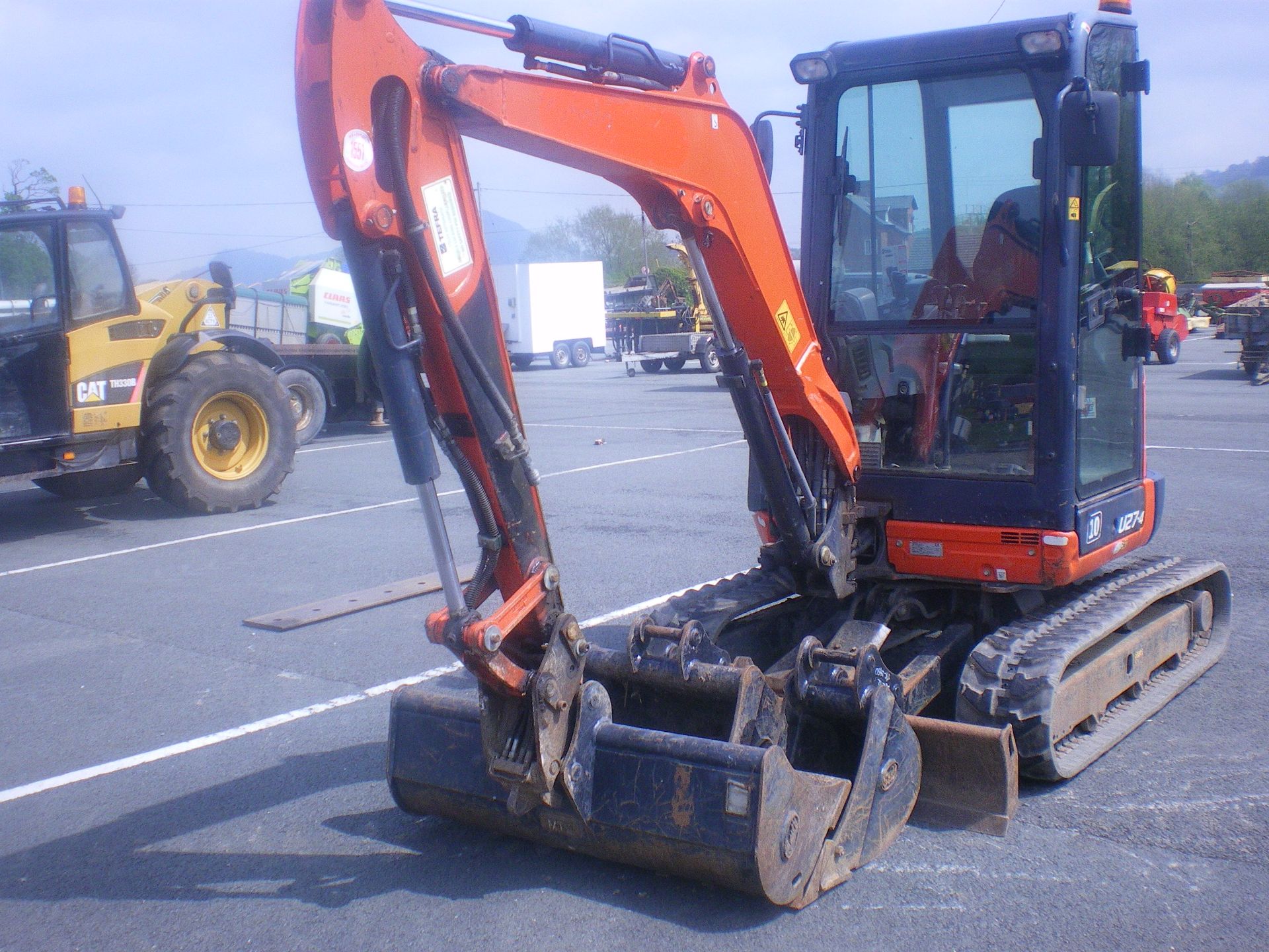 KUBOTA U27-4 MINI DIGGER, 2600 HOURS, YE