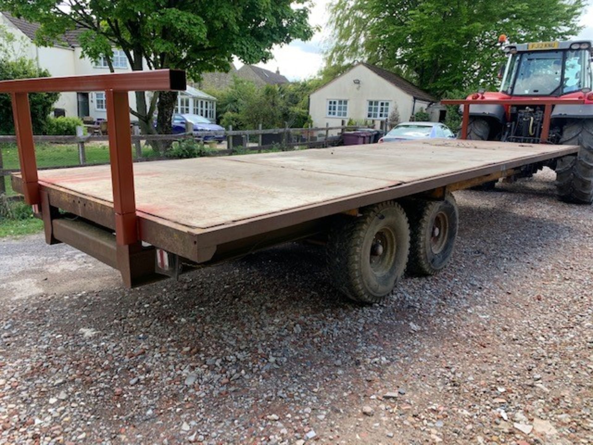 24' TWIN AXLE BALE TRAILER STEEL FLOOR - Image 3 of 4