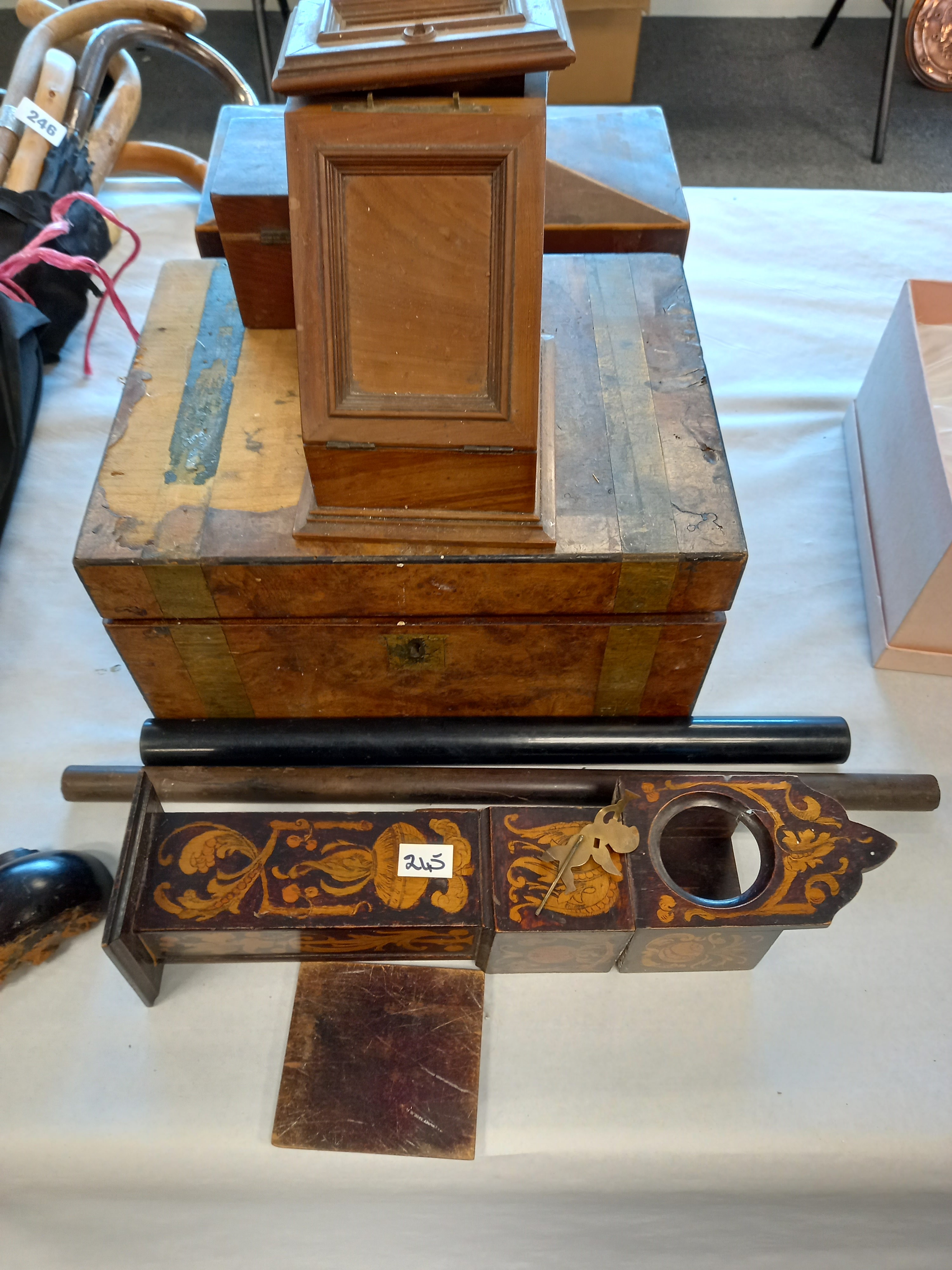 GEORGIAN MAHOGANY TEA CADDY