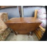 OAK DROP LEAF TABLE