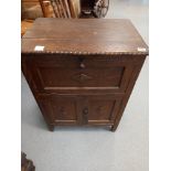 1930'S OAK CUPBOARD