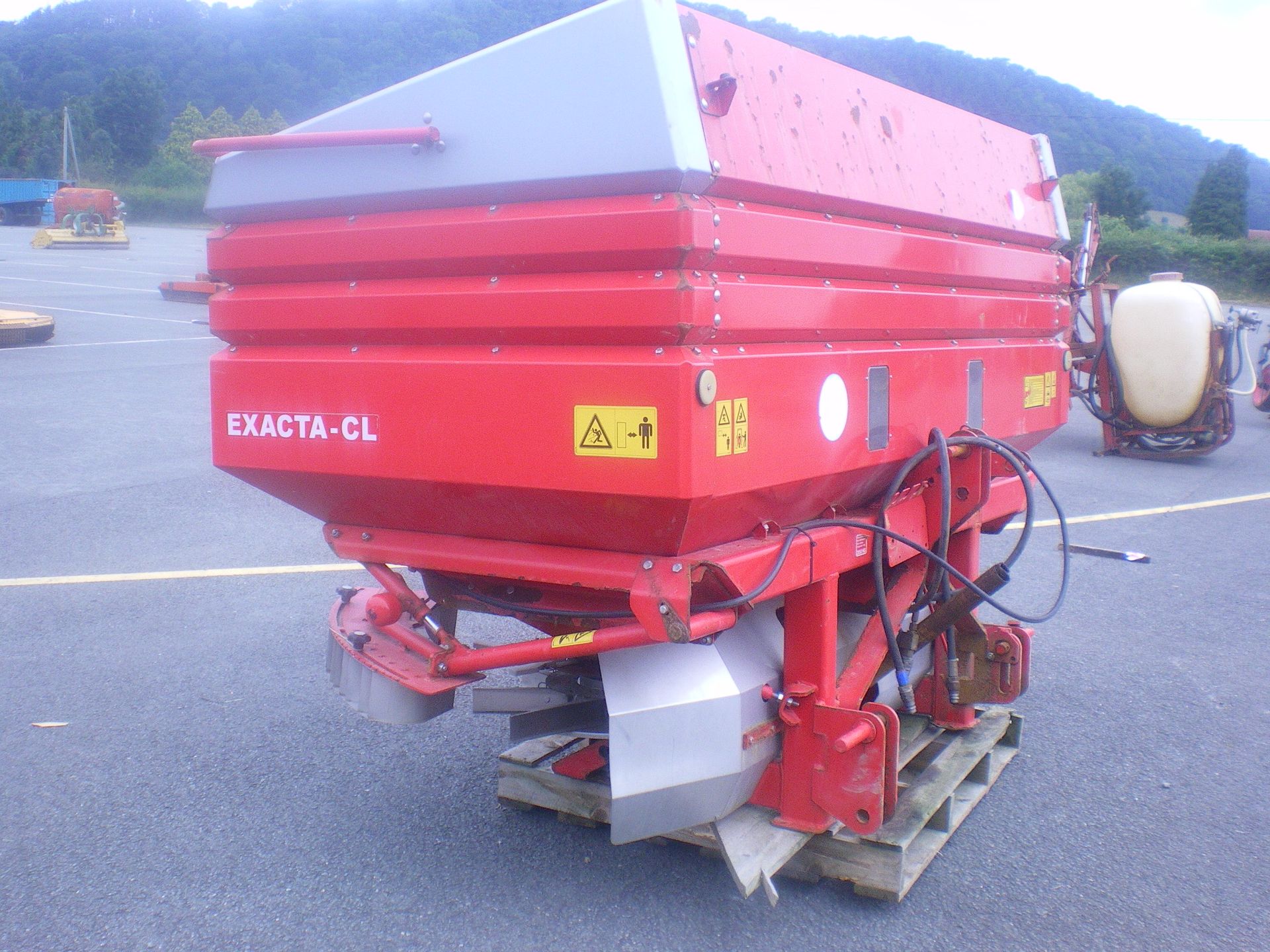 ACCORD FERTILISER SPINNER