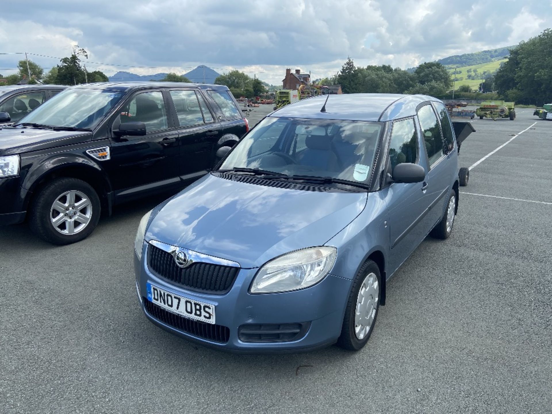 SKODA ROOMSTER PETROL CAR