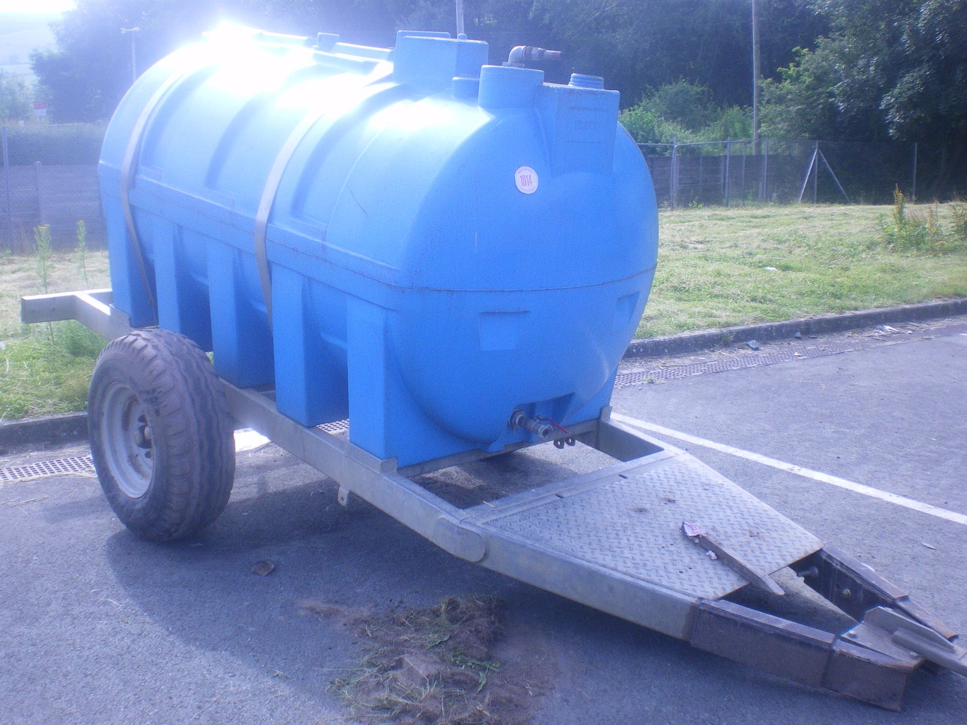 2000 LITRE WATER BOWSER