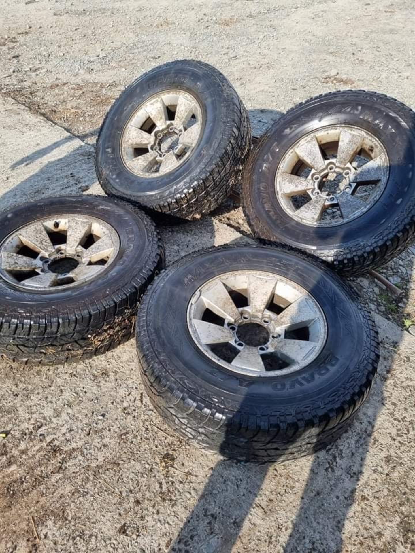 4 MAXXIS 265/70 R16 OFF A MITSUBISHI L20