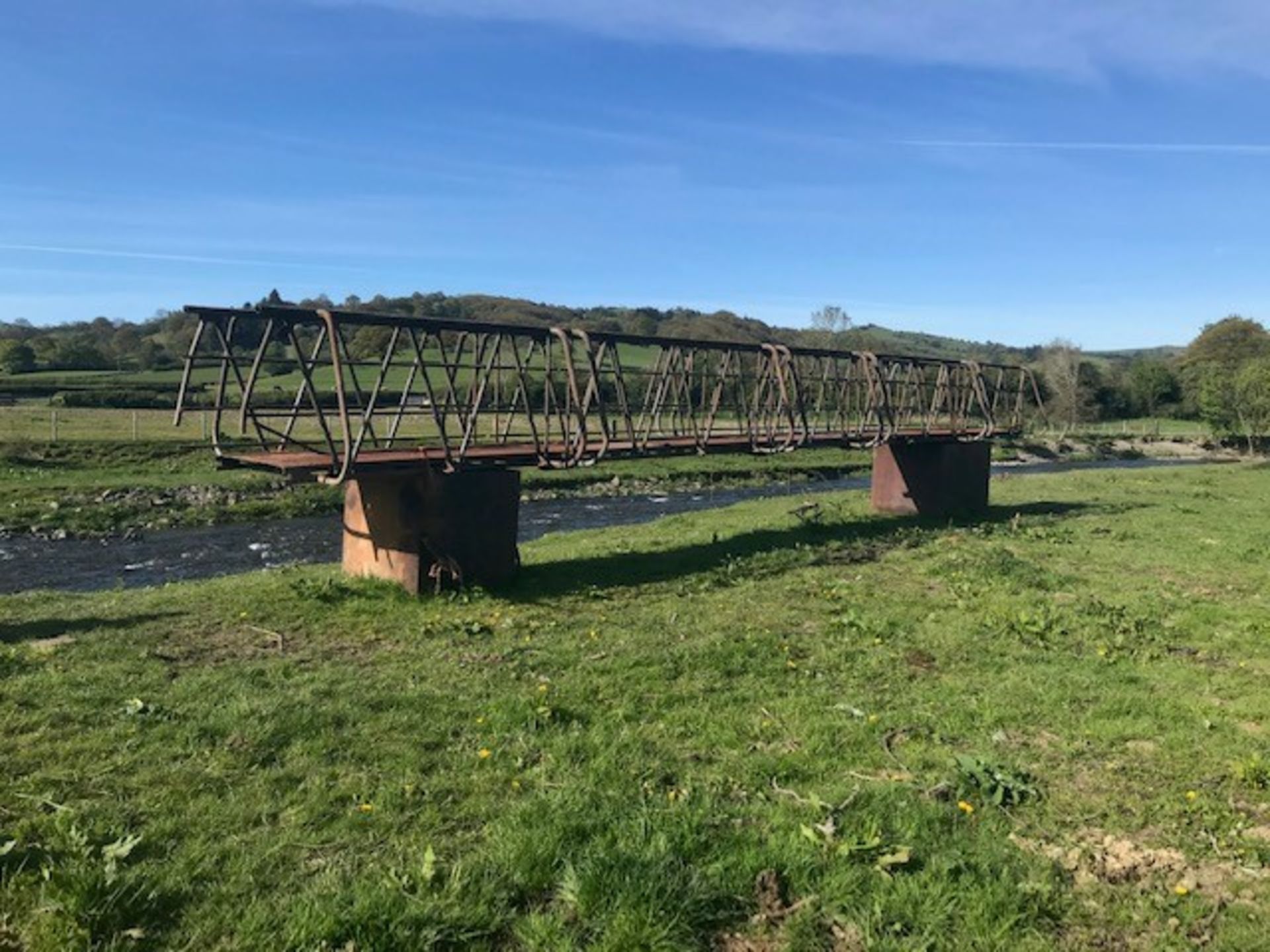 PEDESTRIAN RIVER BRIDGE