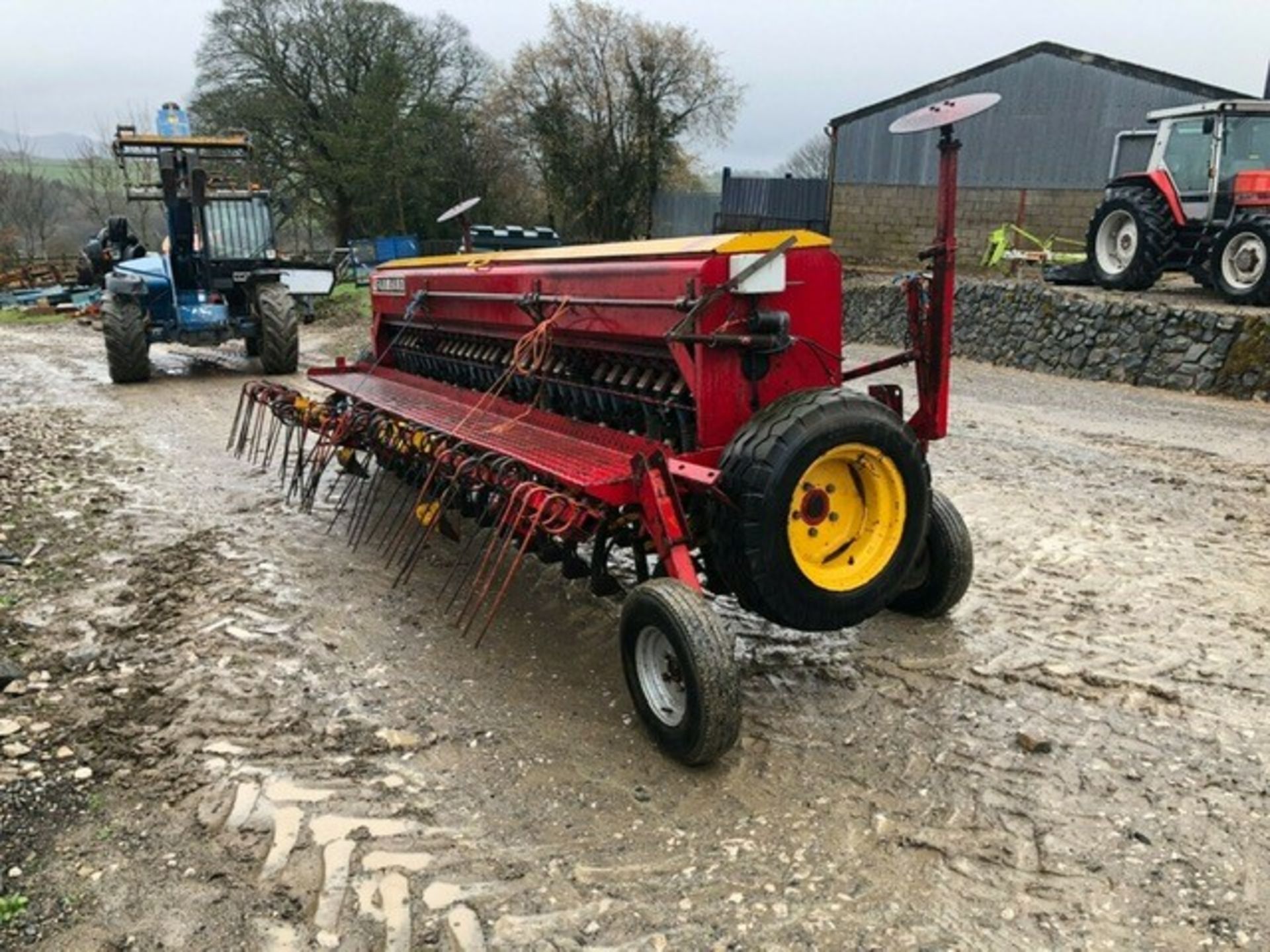 FARMHAND 4mCORN DRILL - Image 3 of 6