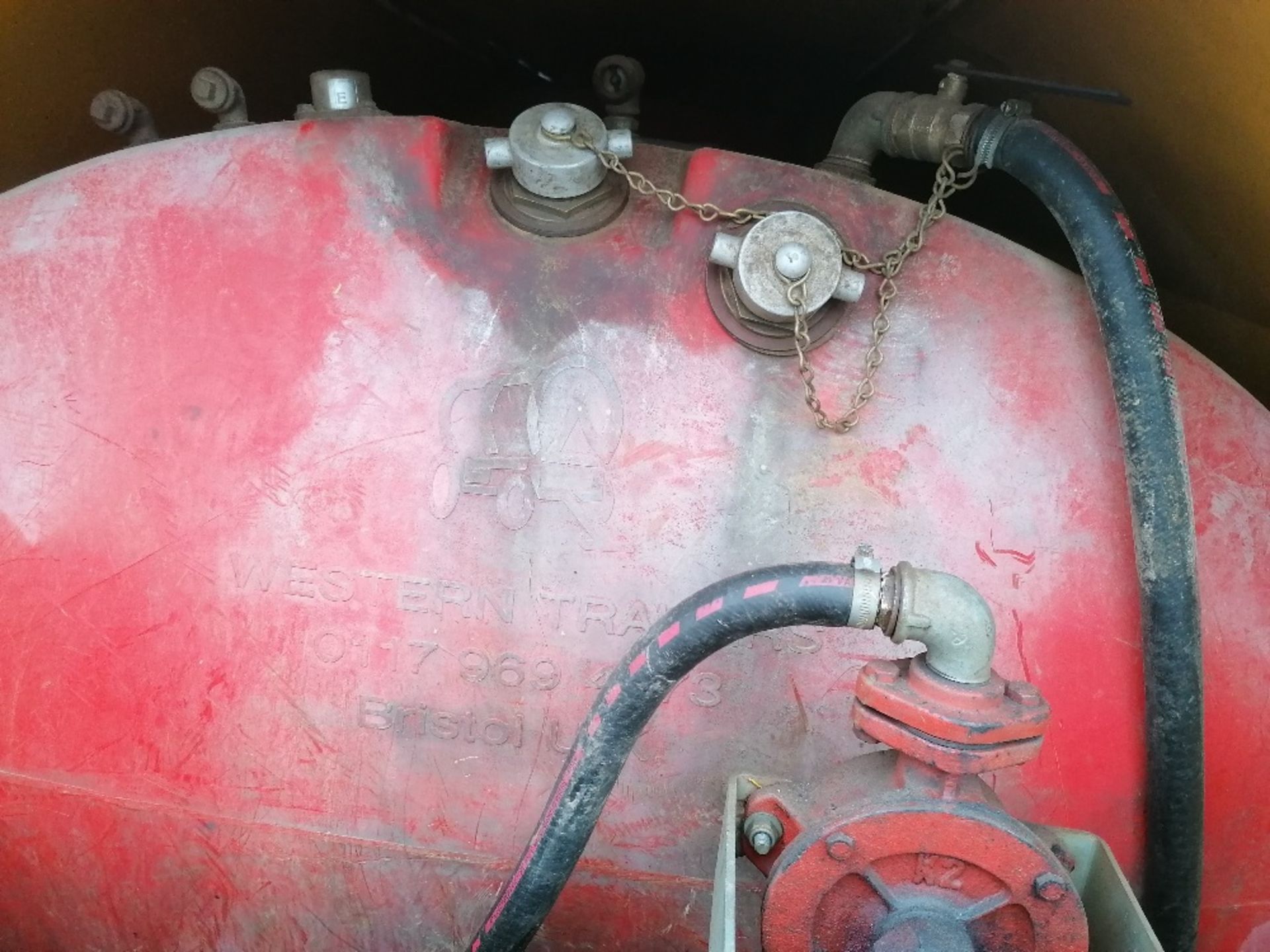 WESTERN 2000LTR BUNDED FUEL BOWSER - Image 3 of 3