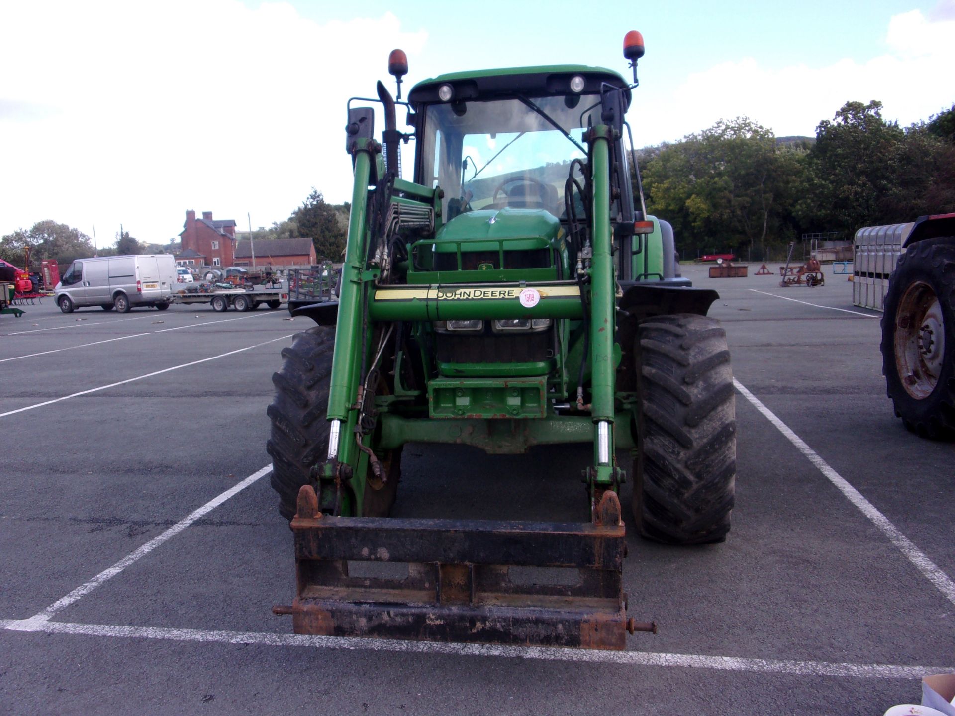 JOHN DEERE 6330 4WD TRACTOR + LOADER - Image 2 of 3