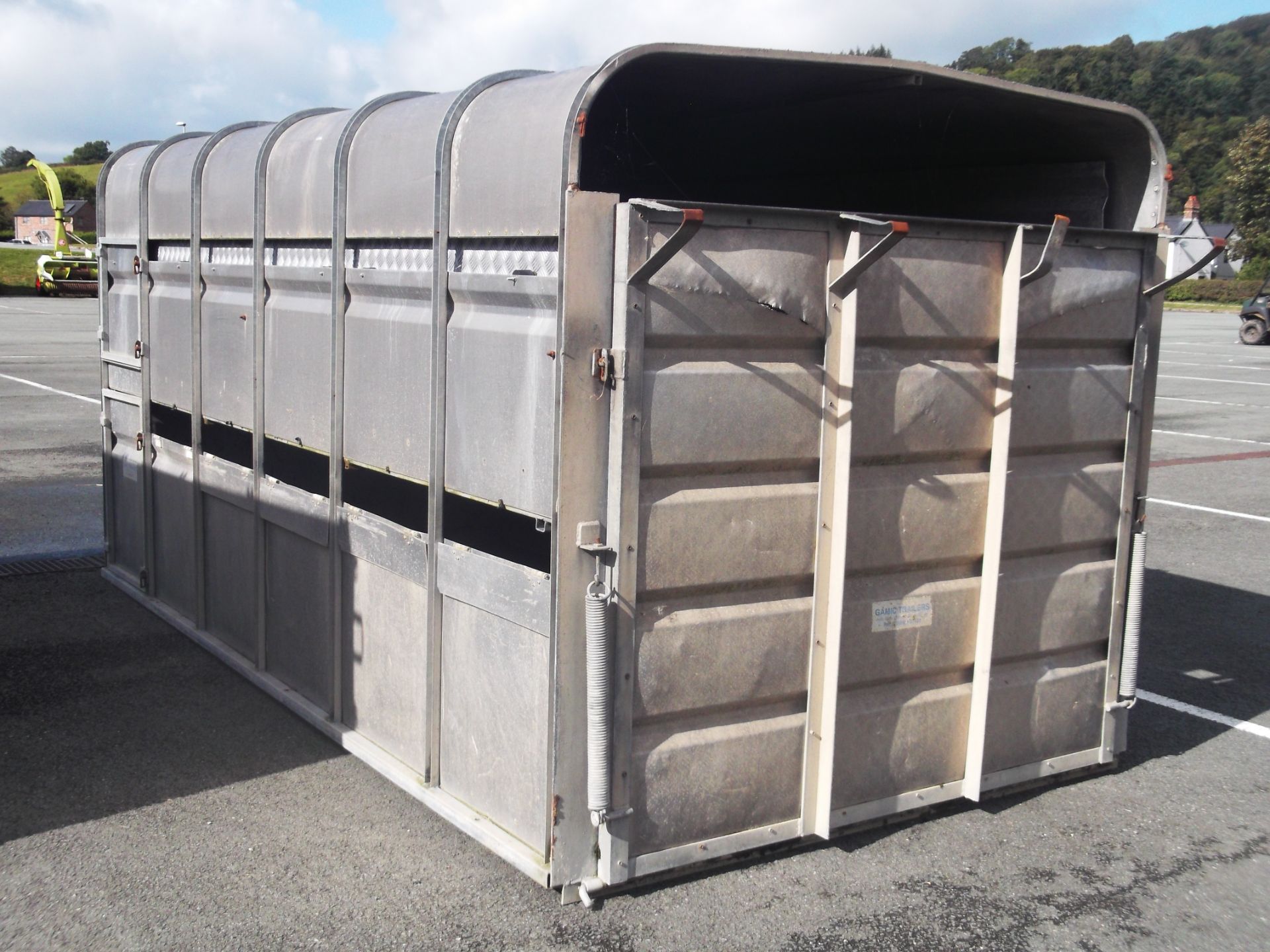 12ft GAMIC STOCK CONTAINER - Image 2 of 2