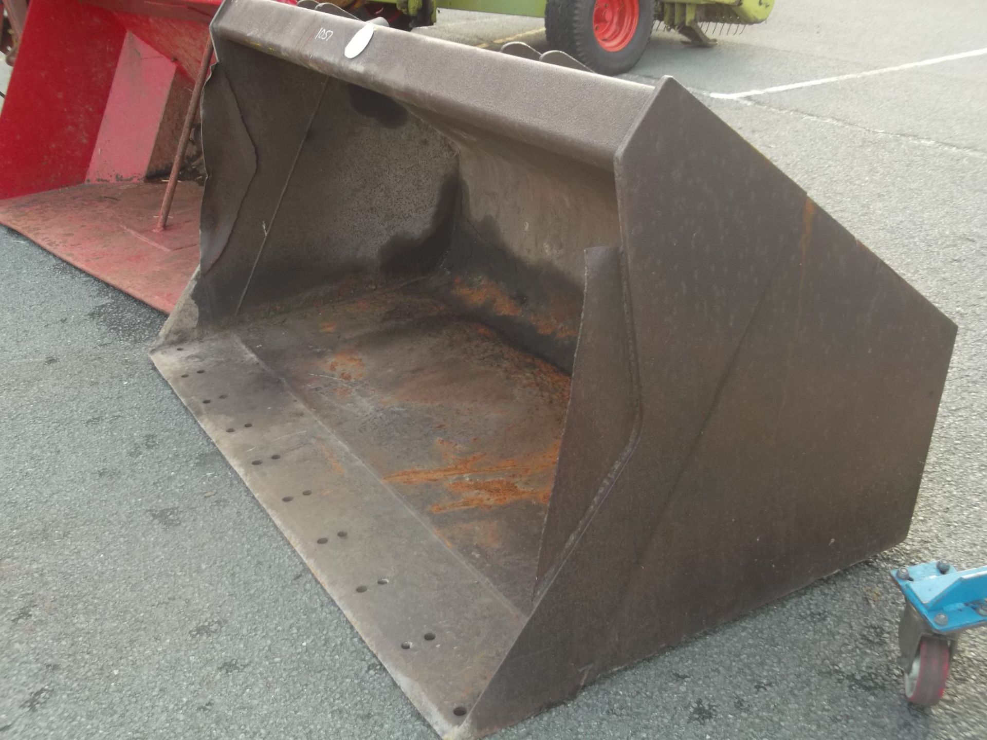 LOADER BUCKET