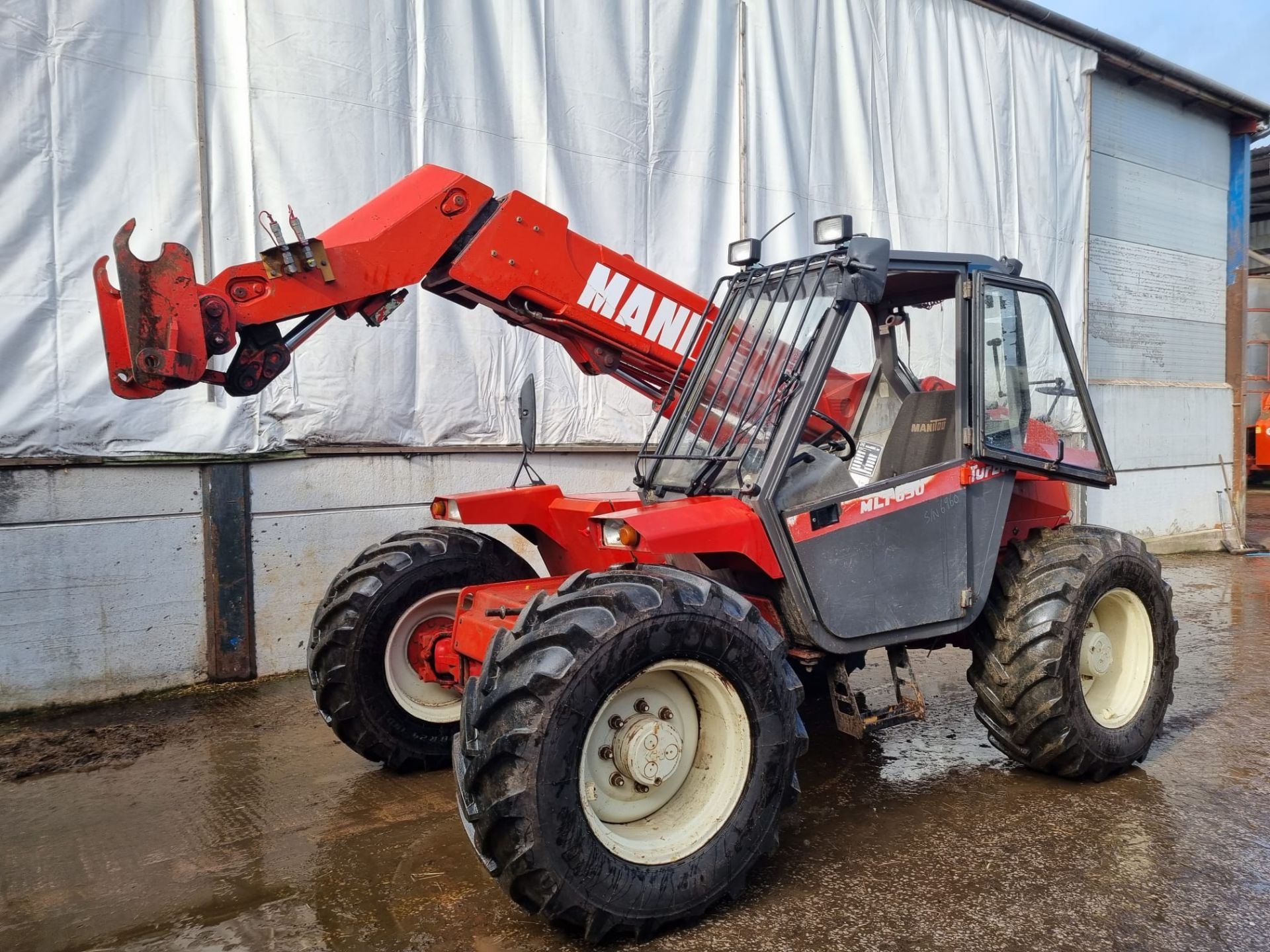 MANITOU MLT 630 TELEHANDLER