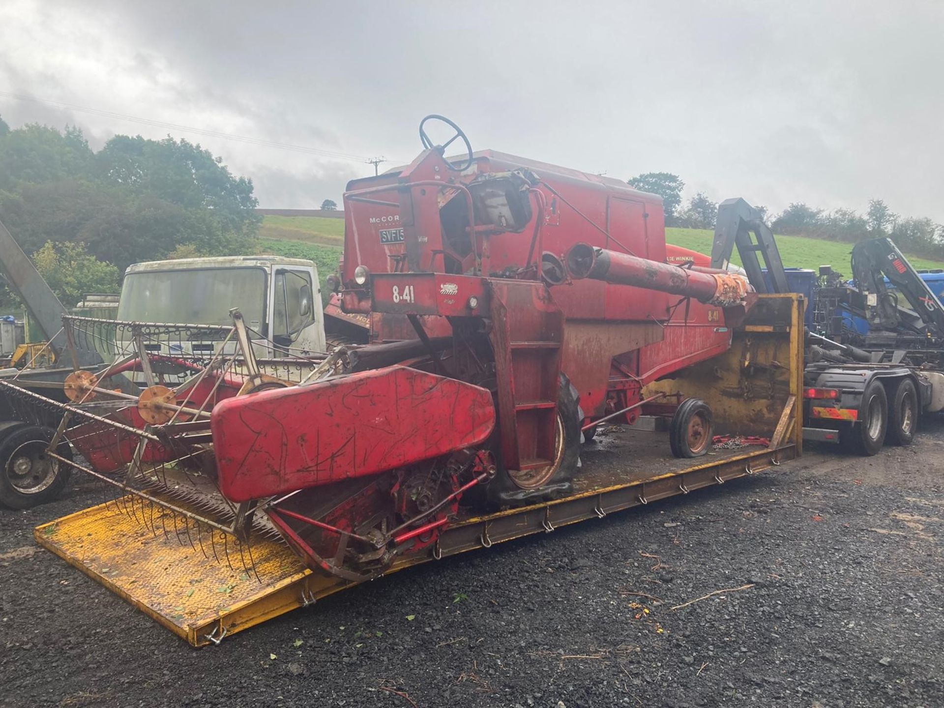 McCORMICK 8-41 COMBINE HARVESTER - Image 2 of 8