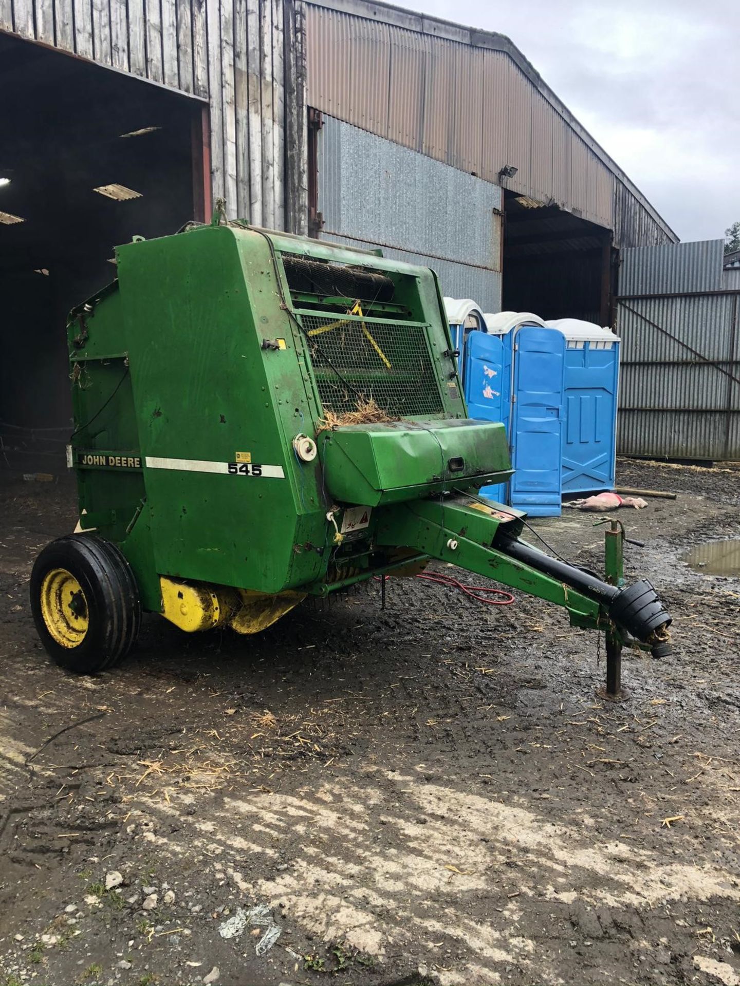 JOHN DEERE 545 ROUND BALER